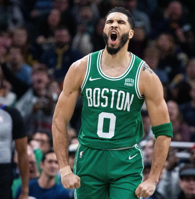 爱游戏体育网页版-反败为胜首场状态出色，公牛观众沸腾！，塔图姆重返赛场全场沸腾不已(水无常势兵无常形人无常态)