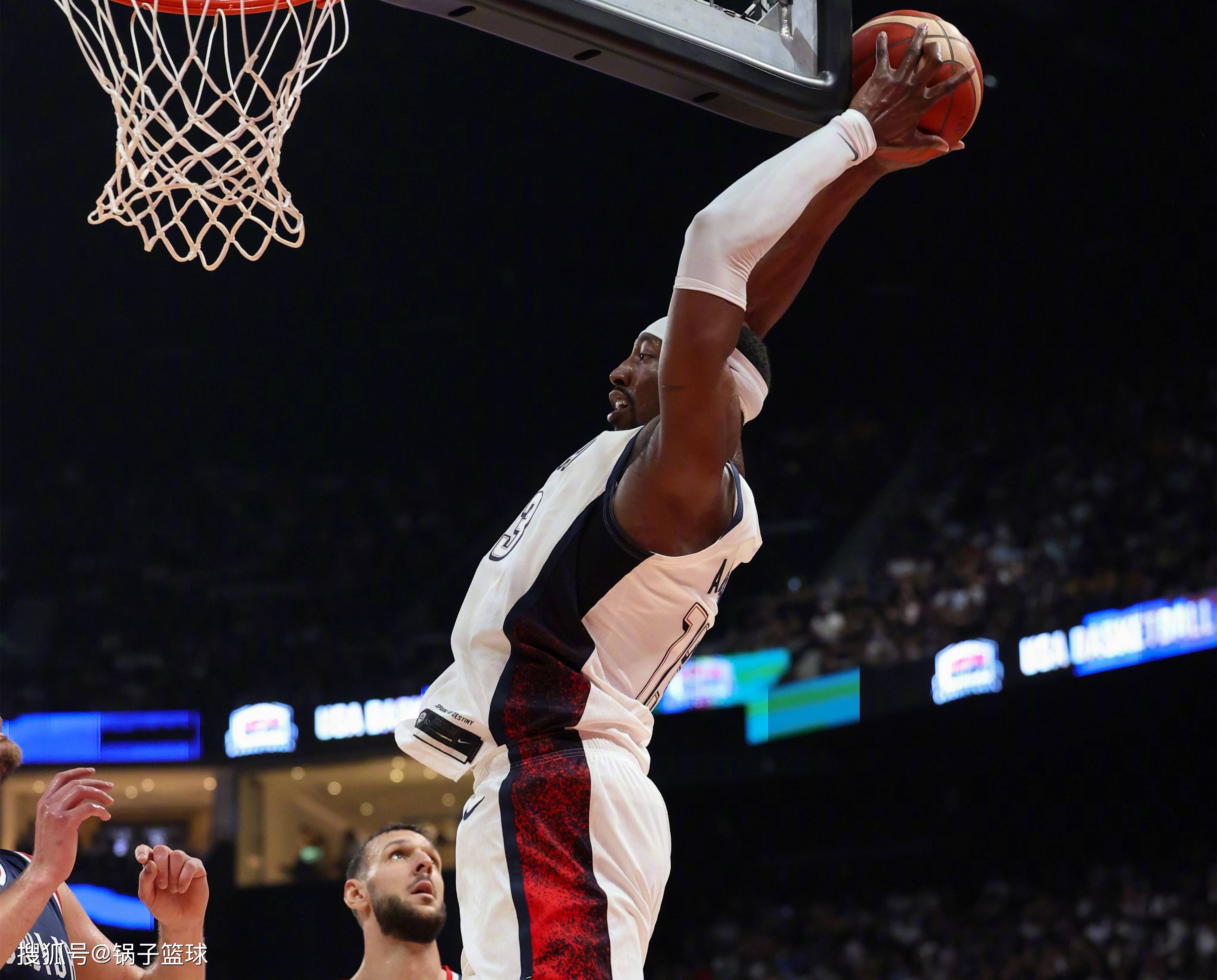 爱游戏体育网页版-浓眉哥来火箭能夺冠吗