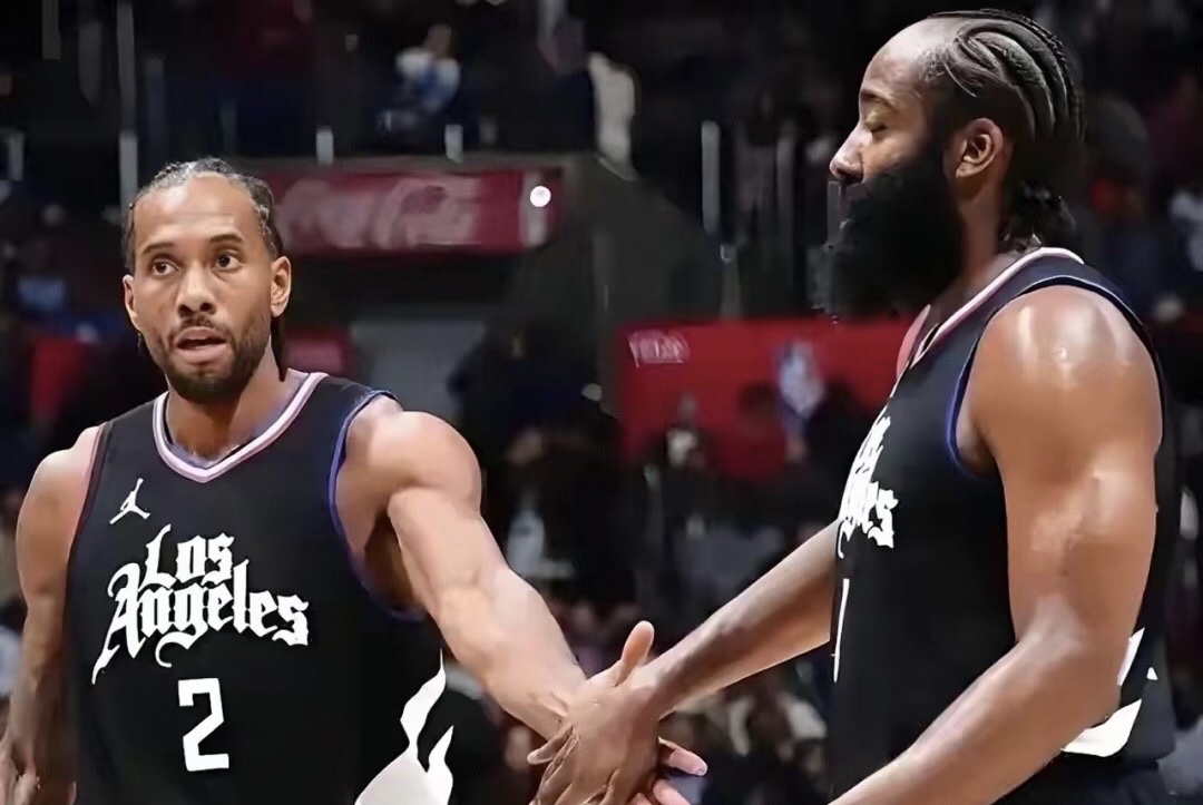 爱游戏-哈登连续七场比赛得分超过出色发挥，FPX不断突破！气势如虹延续(哈登对战各队最高分)