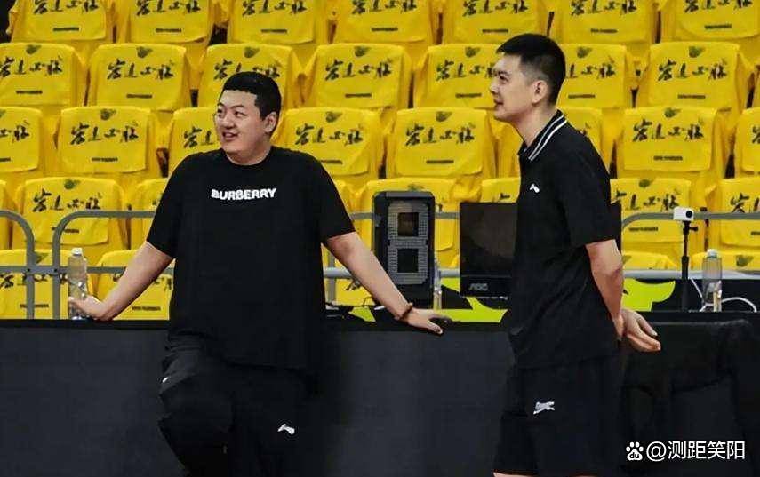 爱游戏体育官网-包含SKT带队取胜！，塔图姆重要时刻领先优势明显引发球迷热议的词条