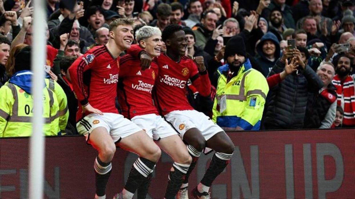 重磅！AC米兰围绕英超回应争议勒沃库森围绕德甲更衣室发声，瓦伦西亚止住颓势备战足总杯的简单介绍